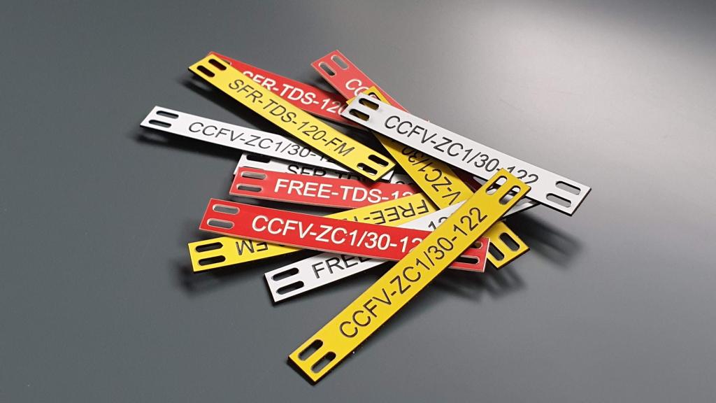 Gravure industrielle tiquette dilophane